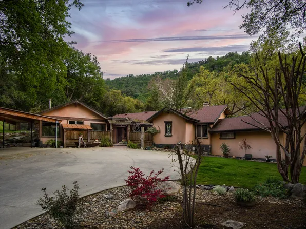 42701 Hawk Hollow Dr Drive, Three Rivers, CA 93271