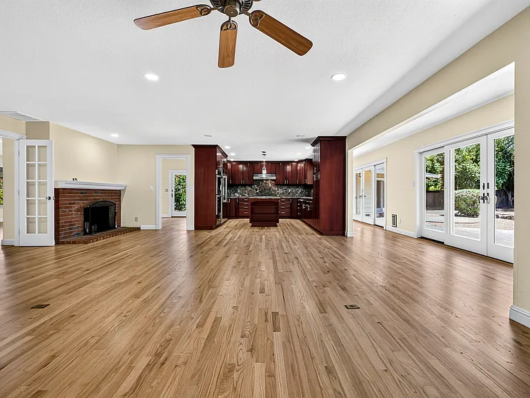 2628 Superior Dr — Photo 47