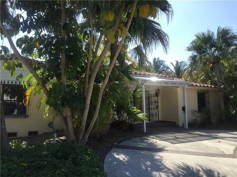 1st image of 51 E Dilido Dr #0