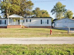 215 Main St, Joppa, IL 62953