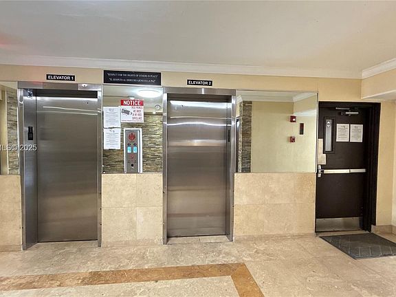5th image of 2935 NE 163rd St APT 3P