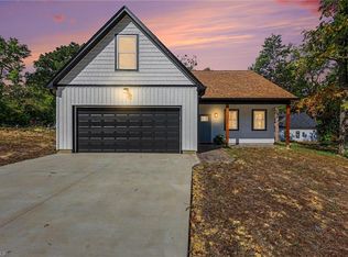 176 Old Fisher Ferry Rd, Thomasville, NC 27360