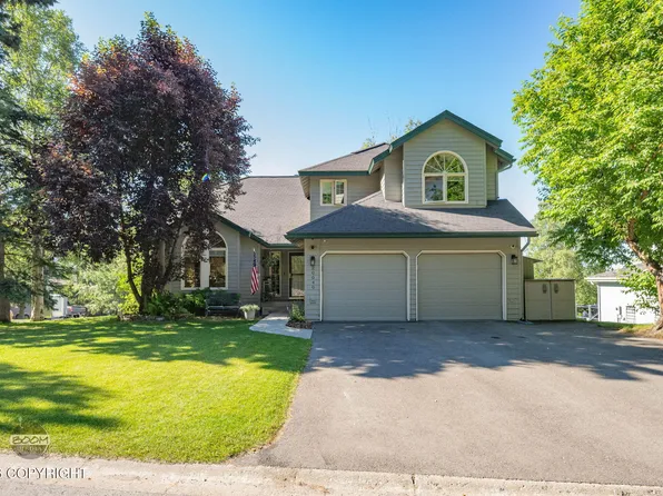 20040 New England Dr, Eagle River, AK 99577