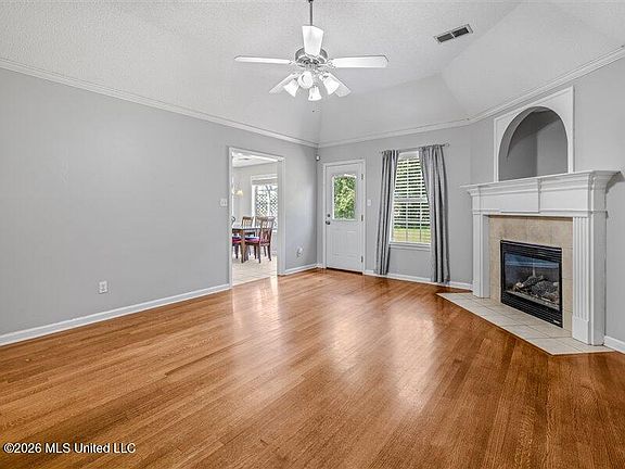 5th image of 5722 Marlin Pl
