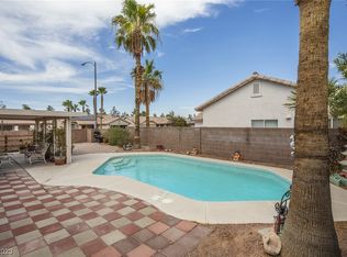 334 Desert Knolls St, Henderson, NV 89014