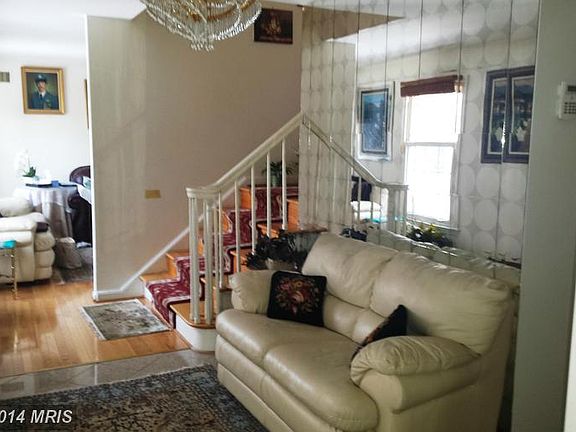 5th image of 6108 Tuckerman Ln