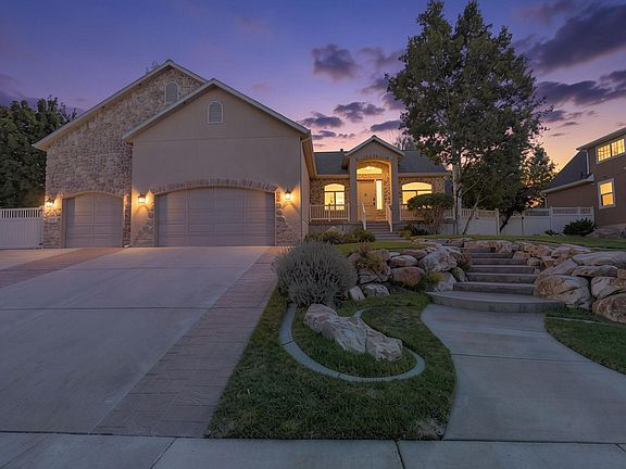 2nd image of 1252 Haylie Ln