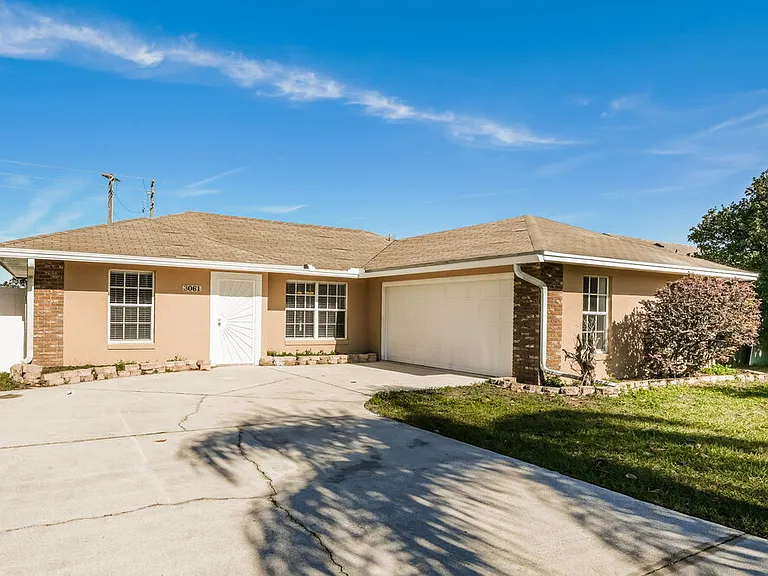 3061 Jordan Heights Ct — Photo 3