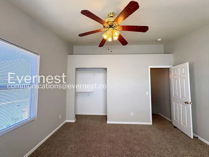 2040 Oakcrest Cir — Photo 12
