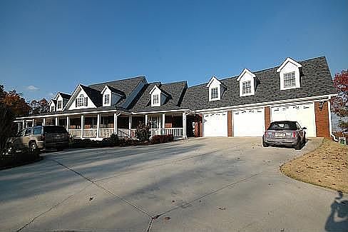 2nd image of 25 Hawks Branch Ln