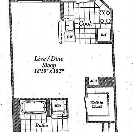 2nd image of 1021 N Garfield St #B35