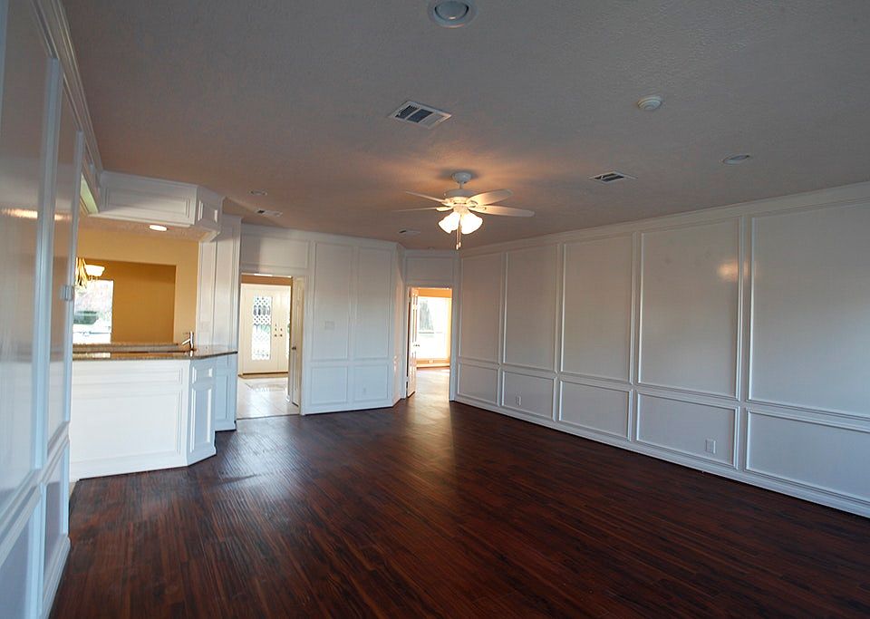 1st image of 9818 Penton Dr