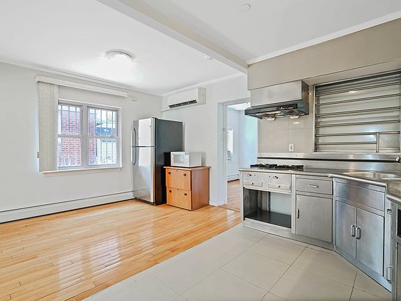 5th image of 17311 65th Ave