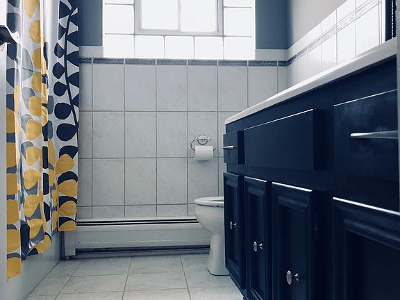 4th image of 6555 W Belmont Ave APT 3E