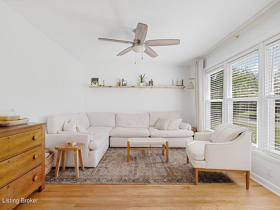 5th image of 4213 Blossomwood Dr