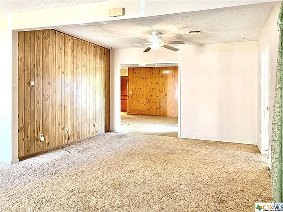 4th image of 511 W Washington Ave