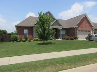 102 Buffalo St, Clarksville, AR 72830