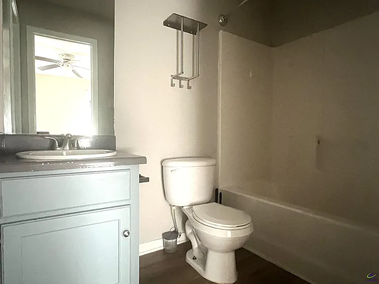 230 Katelyn Cir — Photo 14