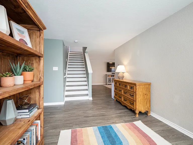 7814 Blackhawk Pass — Photo 9