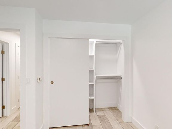 3rd image of 2355 Scott St #15A