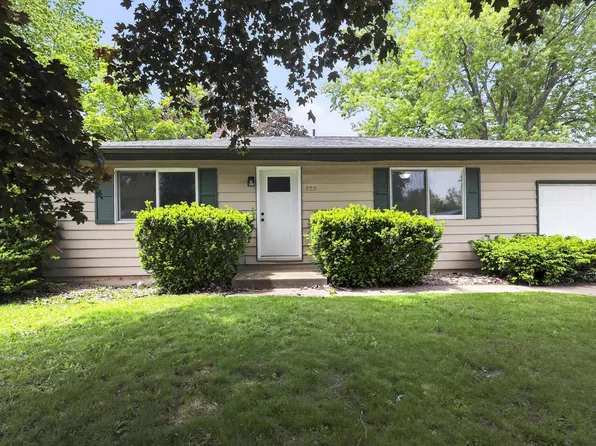 222 Greenwood Dr, La Porte, IN 46350