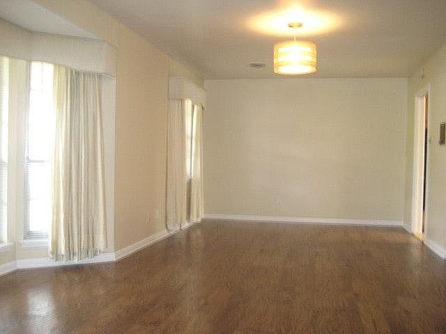 1st image of 611 Barchester Dr