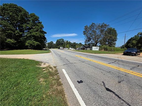 5th image of 7068 Highway 53