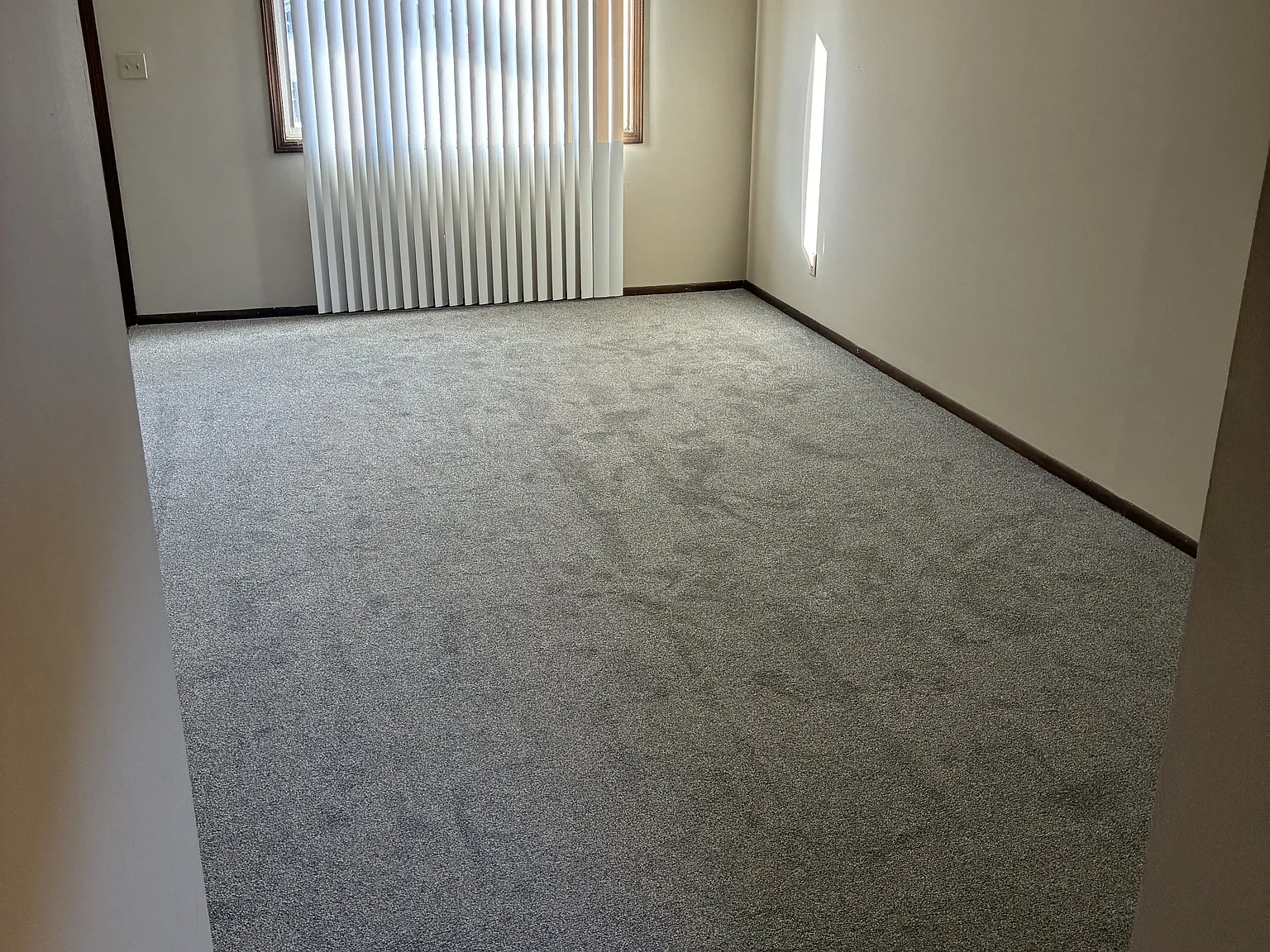 1404 E 27th Ave — Photo 4