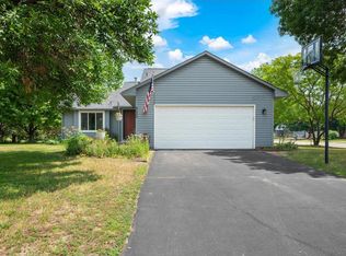 9000 Georgia Ave N, Brooklyn Park, MN 55445