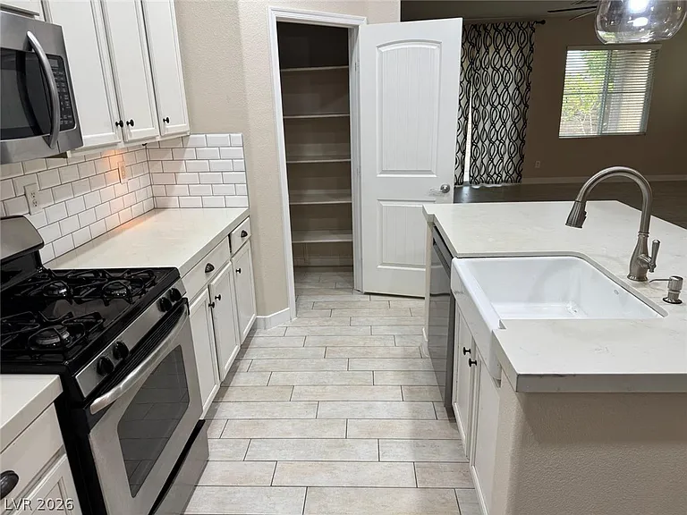 11250 Hazel Rock St — Photo 11