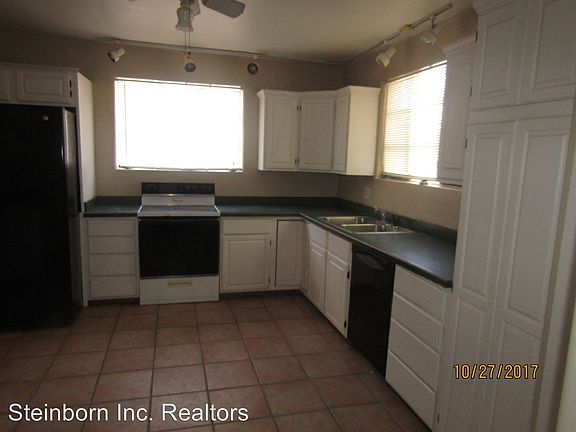 5th image of 620 W Organ Ave