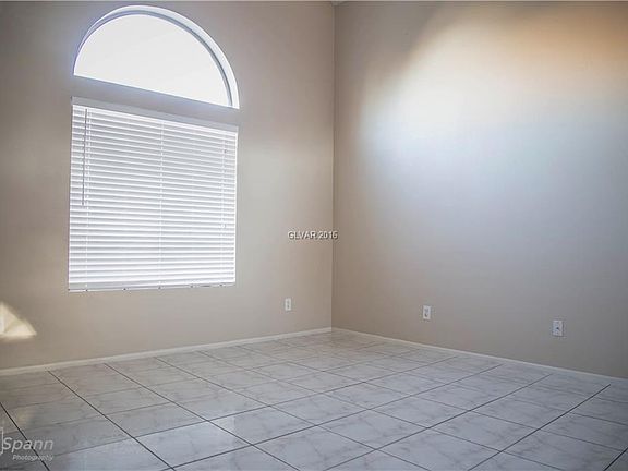 2nd image of 1856 Green River St
