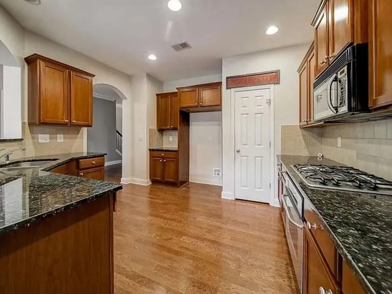 4295 Cold Spring Ct — Photo 9