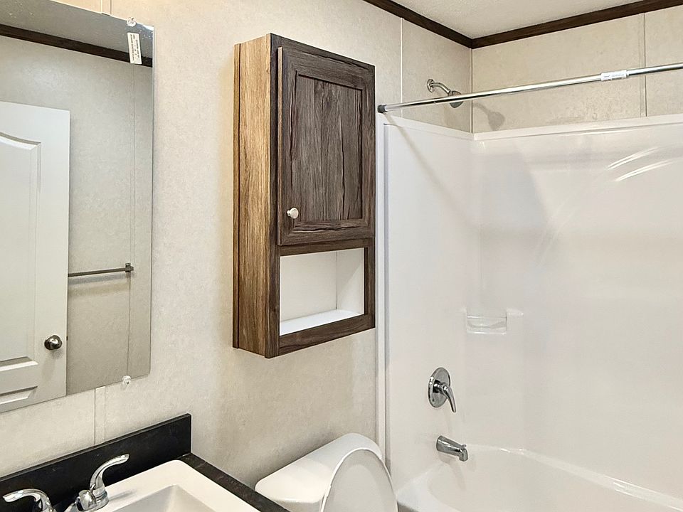 Full Guest Bath