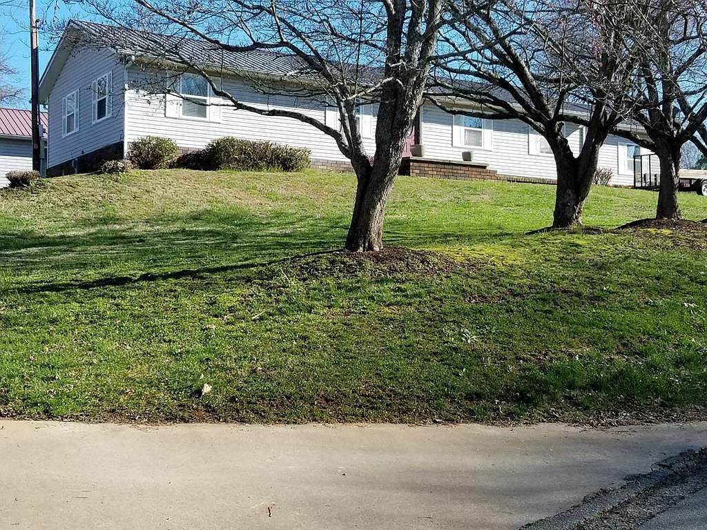 76 Hiawassee St, Andrews, NC 28901 Zillow