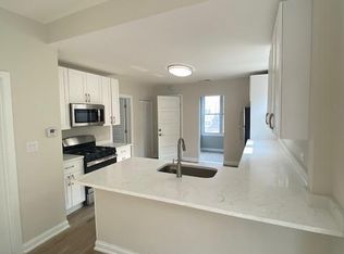 4857 W Henderson St #1, Chicago, IL 60641