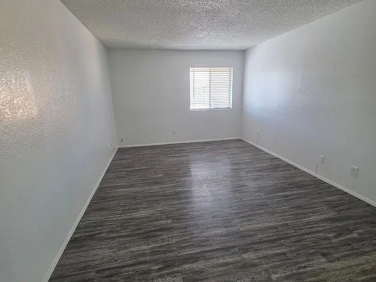 4416 N 35th Ave — Photo 18