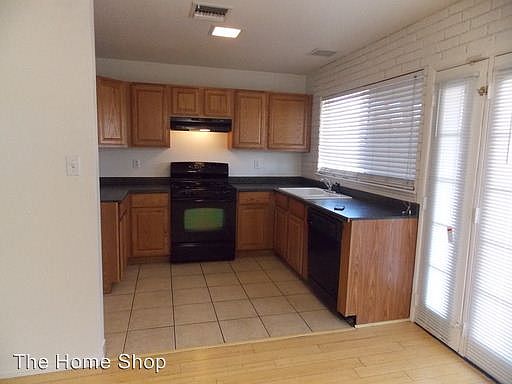 4th image of 4290 Sun Vista Dr