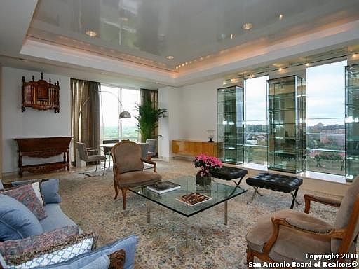 2nd image of 200 PATTERSON AVE #908A