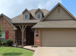 516 E Topaz Ave, Stillwater, OK 74075