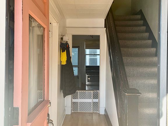 3rd image of 504 S Ashley St