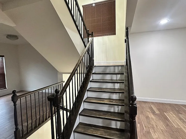 330 Wilhelmine Ct — Photo 30