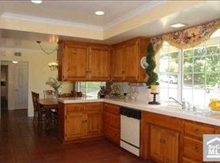 7855 Bacon Rd, Whittier, CA 90602