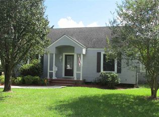 1094 East Dr, Beaumont, TX 77706