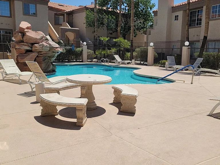 1851 Hillpointe Rd #1022 — Photo 3