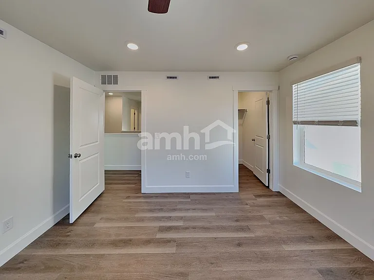 10067 Atchinson Ct — Photo 9