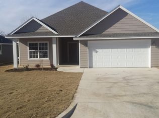 1207 Emily Ln, Ada, OK 74820