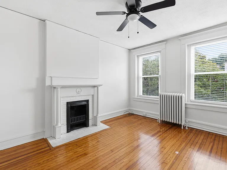 2425 W Main St — Photo 7