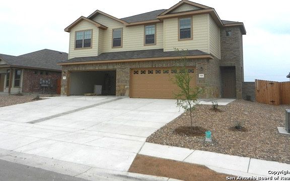 2nd image of 642 & 638 Creekside Circle