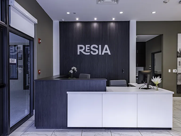 Resia Biscayne Drive — Photo 7